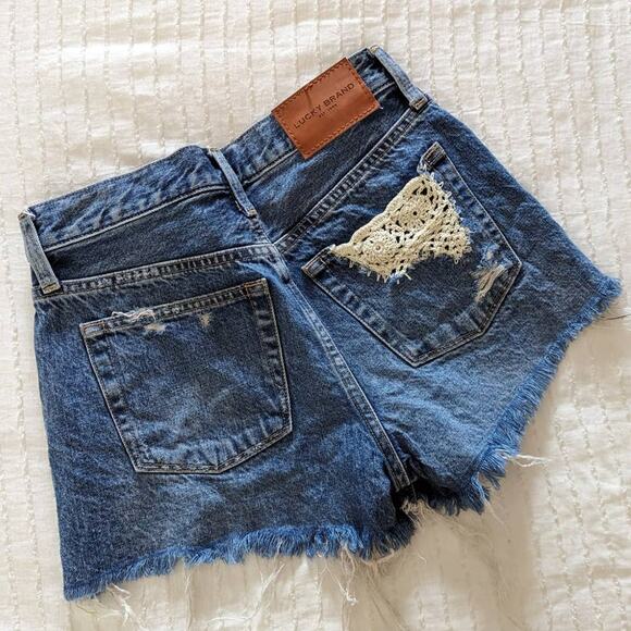 Lucky Brand Denim Lace High Rise Mom Shorts size 0/25 - Picture 4 of 9